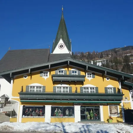 Erwin & Eleonore Huettl * Neukirchen am Großvenediger