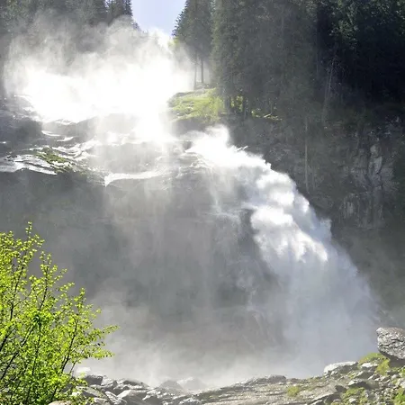 Erwin & Eleonore Huettl Apartmán *